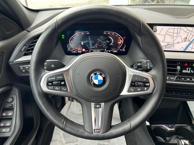 BMW Serie 1 118i 5p. M Sport + TETTO + 18 + APPLE/ANDROID, Ann - foto principal
