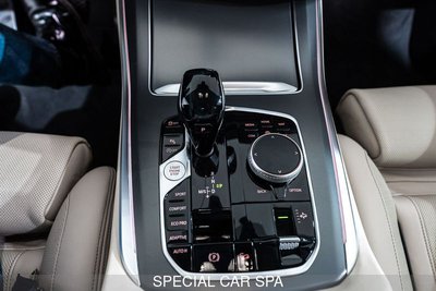 BMW X5 xdrive30d Business auto, Anno 2018, KM 106941 - foto principal