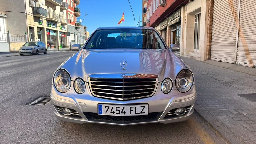 MERCEDES-BENZ Clase E 220CDI Avantgarde - foto principal