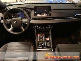 Mitsubishi Eclipse Cross 2.4 Plug In Hybrid 187 CV 4WD PHEV Inst - foto principal