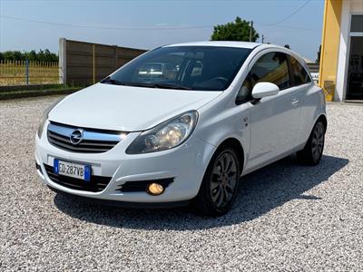 Opel Corsa 1.2 100 CV GS, Anno 2024, KM 0 - foto principal
