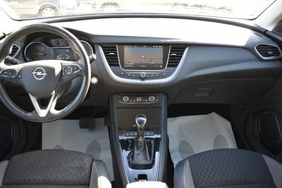 Opel Crossland Edition 1.2 T 110cv MT6, KM 0 - foto principal