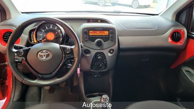 Toyota Yaris 1.0 5 porte Active, Anno 2022, KM 40798 - foto principal