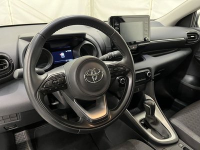 Toyota Yaris 1.5 Hybrid 5 porte Lounge, Anno 2021, KM 29200 - foto principal