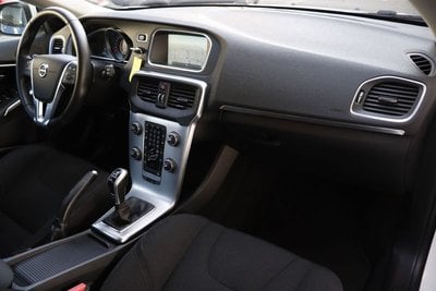 Volvo V40 D2 Kinetic, Anno 2017, KM 58000 - foto principal